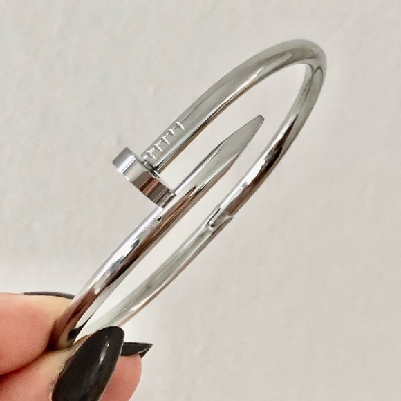 Nail Classic Model Bracelet - Picture 6 of 12